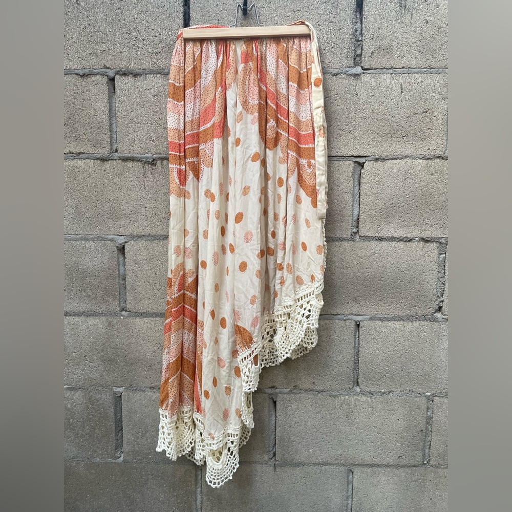 Free People printed soft wrap around skirt beach/ summer with crochet trim XS